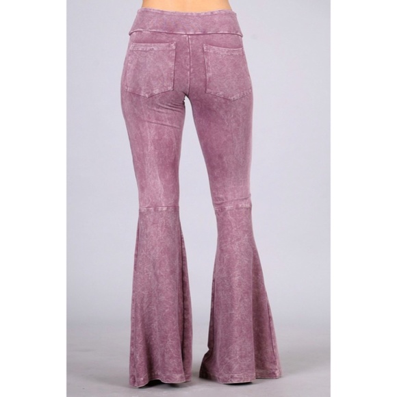 Dusty Rose Mineral Wash French Terry Flared Bell Bottom Pull On Pants w/ Pockets - Picture 3 of 5